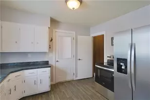 515 Chippewa St, Chippewa Falls, WI 54729 - Photo 16