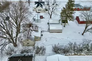 515 Chippewa St, Chippewa Falls, WI 54729 - Photo 4