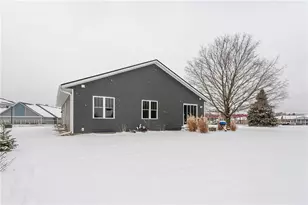 2352 St Andrews Dr, Altoona, WI 54720 - Photo 14