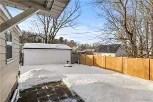 924 James St, Eau Claire, WI 54703 - Photo 28