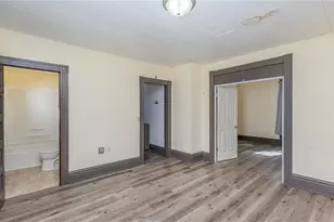 808 9th Ave, Menomonie, WI 54751 - Photo 8