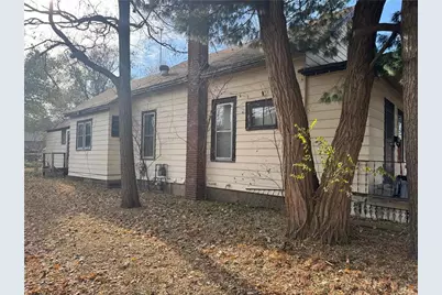 1219 &amp; 1223 Garfield Avenue #2, Altoona, WI 54720 - Photo 4