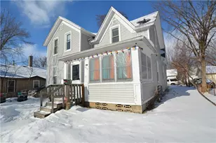 408 W Elm St, Chippewa Falls, WI 54729 - Photo 2