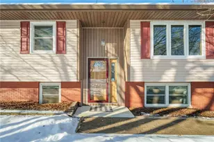 711 S Wisconsin St, Fall Creek, WI 54742 - Photo 4