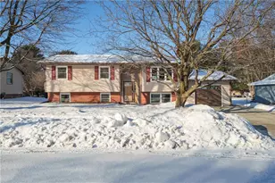 711 S Wisconsin St, Fall Creek, WI 54742 - Photo 2