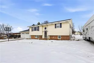 232 E M D St, Cadott, WI 54727 - Photo 2
