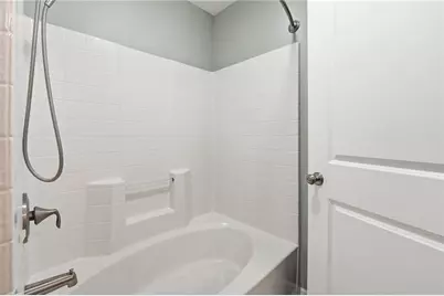 5221 Stonewood Drive, Eau Claire, WI 54703 - Photo 30