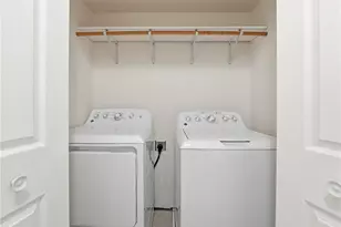 5221 Stonewood Dr, Eau Claire, WI 54703 - Photo 32