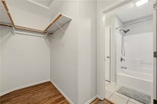 5221 Stonewood Dr, Eau Claire, WI 54703 - Photo 28