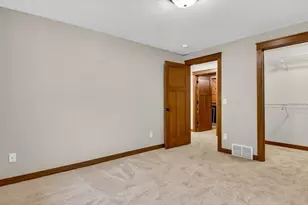 5580 Grn Pk Dr, Eau Claire, WI 54703 - Photo 18