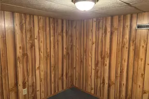 2202 Crestview Dr, Eau Claire, WI 54703 - Photo 42