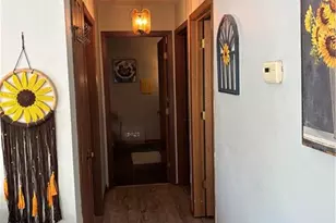 2202 Crestview Dr, Eau Claire, WI 54703 - Photo 8