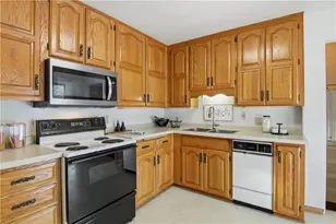 1709 Hopkins Ave, Eau Claire, WI 54701 - Photo 12