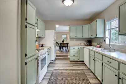 1612 11th Street, Eau Claire, WI 54703 - Photo 8