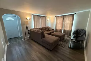 1102 Zephyr Hill Ave, Eau Claire, WI 54703 - Photo 10