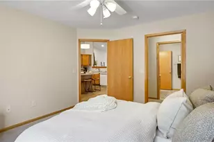 4402 E Robin Meadows Ln, Eau Claire, WI 54701 - Photo 20