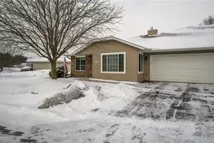 4402 E Robin Meadows Ln, Eau Claire, WI 54701 - Photo 30