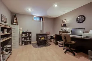 612 10th St, Altoona, WI 54720 - Photo 14