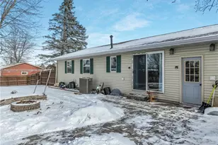 612 10th St, Altoona, WI 54720 - Photo 2