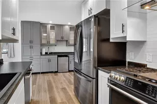 3352 McIvor St, Eau Claire, WI 54701 - Photo 10