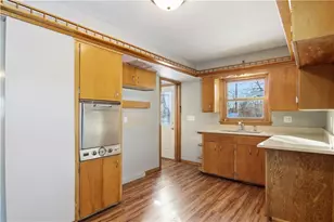 401 Long St, Eau Claire, WI 54703 - Photo 6