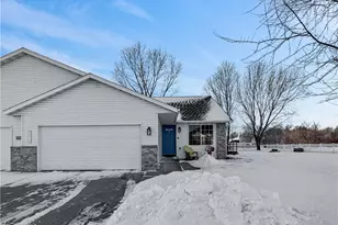 2515 Ridgewood St, Menomonie, WI 54751 - Photo 2