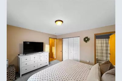 2515 Ridgewood Street, Menomonie, WI 54751 - Photo 18