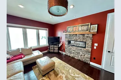 1747 E Drinkman Lane, Eau Claire, WI 54701 - Photo 28