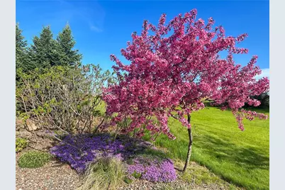 1747 E Drinkman Lane, Eau Claire, WI 54701 - Photo 6