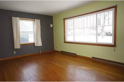 2718 5th Street, Eau Claire, WI 54703 - Photo 4