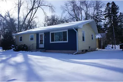 2718 5th Street, Eau Claire, WI 54703 - Photo 1