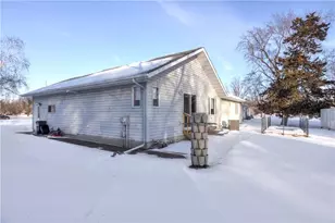 1517 E Clairemont Ave, Eau Claire, WI 54701 - Photo 30