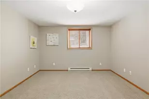 2021 High Point Dr, Altoona, WI 54720 - Photo 18