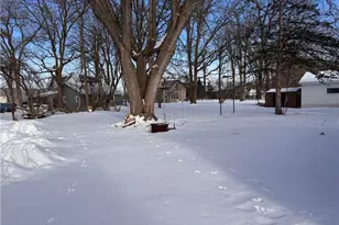 303 E Gates St, Rice Lake, WI 54868 - Photo 4