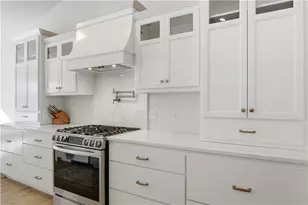 E10034 331st Ave, Eau Claire, WI 54703 - Photo 6