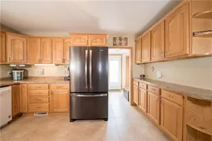 255 W Vine St, Mondovi, WI 54755 - Photo 12