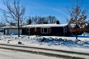 2706 Nimitz St, Eau Claire, WI 54701 - Photo 2