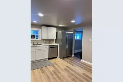 2222 4th Street, Menomonie, WI 54751 - Photo 8