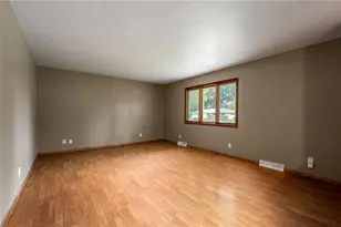 417 McKenzie St, Stanley, WI 54768 - Photo 6