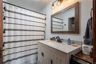 700 Washington St, Thorp, WI 54771 - Photo 12