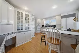 127 W Lincoln Ave, Fall Creek, WI 54742 - Photo 2