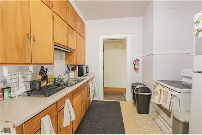 1010 S Farwell Street #1010, Eau Claire, WI 54701 - Photo 12