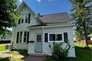 36 E Elm Street #1&amp 2, Chippewa Falls, WI 54729 - Photo 2