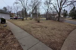 127 W Cedar St, Chippewa Falls, WI 54729 - Photo 36