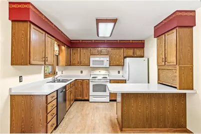 4910 Rye Court, Eau Claire, WI 54701 - Photo 12