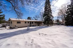 2858 11th St, Eau Claire, WI 54703 - Photo 28