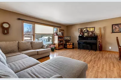 2858 11th Street, Eau Claire, WI 54703 - Photo 2