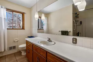 2858 11th St, Eau Claire, WI 54703 - Photo 10