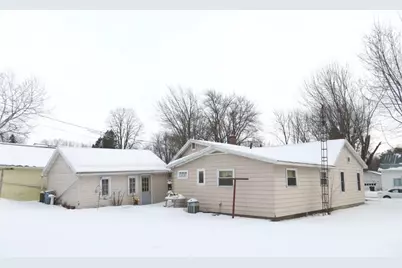 636 E 3rd Street, Owen, WI 54460 - Photo 4