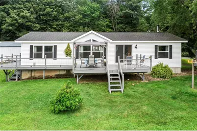 323 220th Avenue, Johnstown, WI 54826 - Photo 4